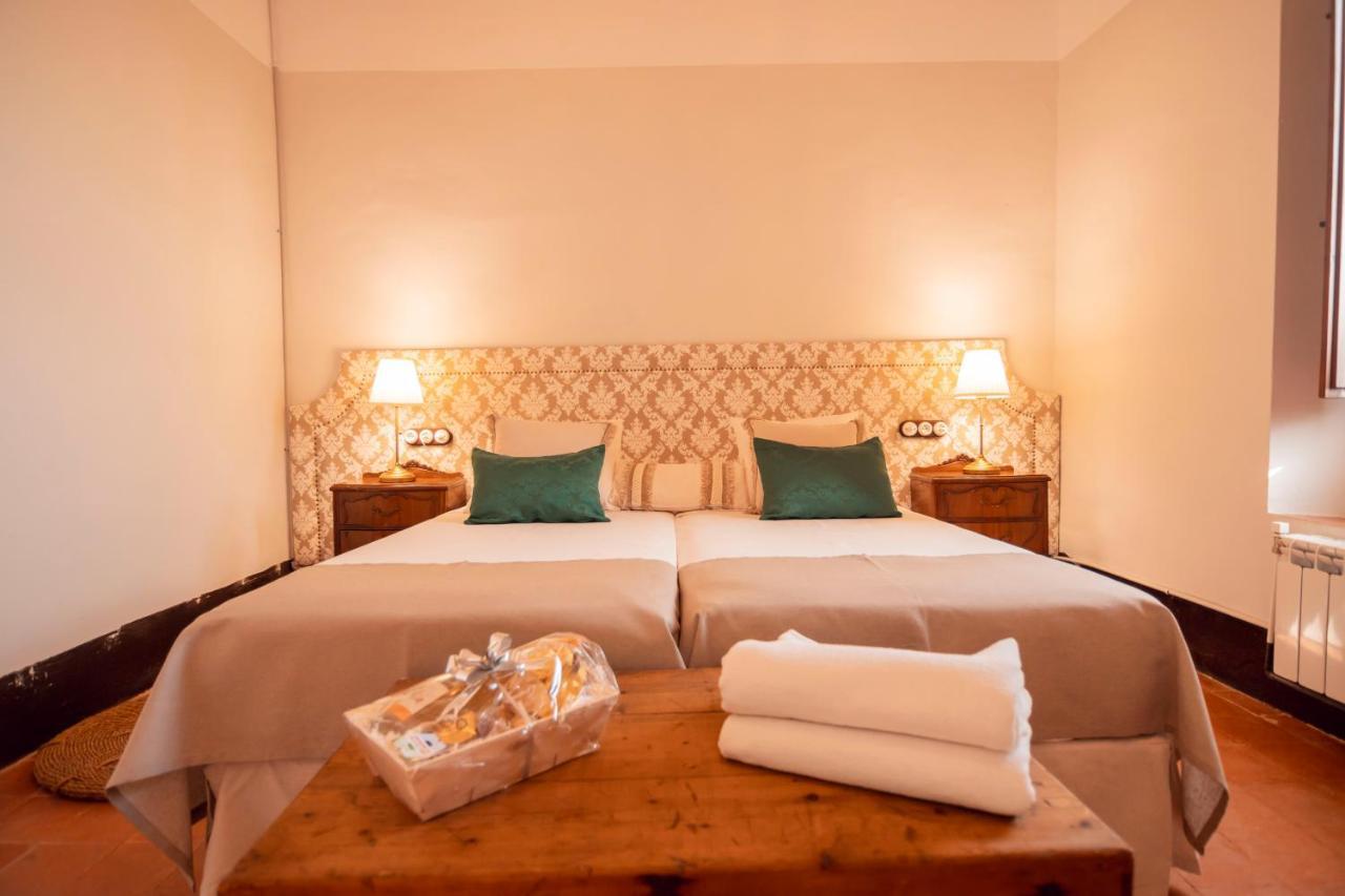 Castell Granadella Hotell L'Ampolla Eksteriør bilde