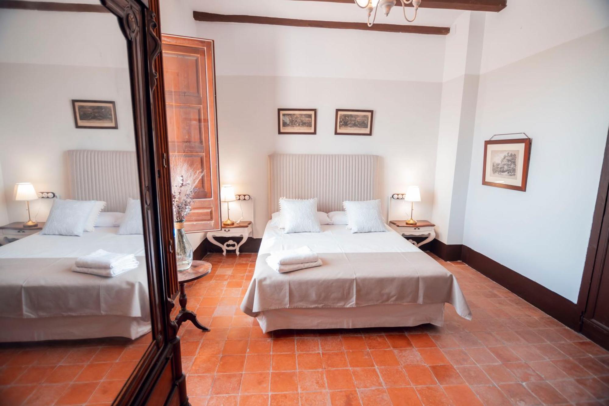 Castell Granadella Hotell L'Ampolla Eksteriør bilde